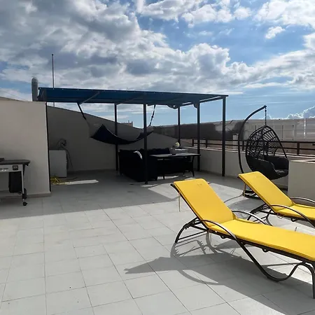 Compact In Beautiful 4bedroom Penthouse