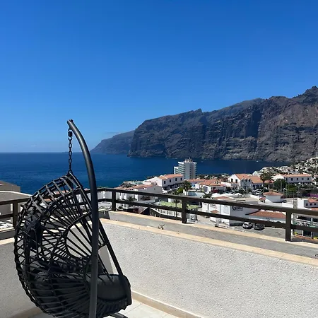 Compact In Beautiful 4bedroom Penthouse 3*