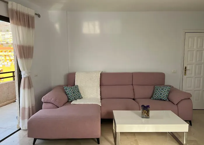 Bed & Breakfast Compact In Beautiful 4bedroom Penthouse 3*