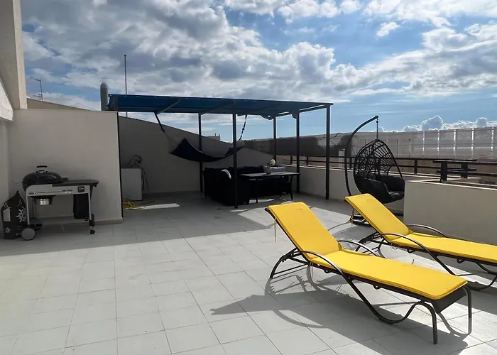 Compact In Beautiful 4bedroom Penthouse