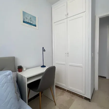 Bed & Breakfast Compact In Beautiful 4bedroom Penthouse